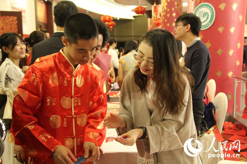 д~W(xu)ӌW(xu)ԺČ(lin)ˇ̩ܵ񱊟ҚgӭӛߌOVz