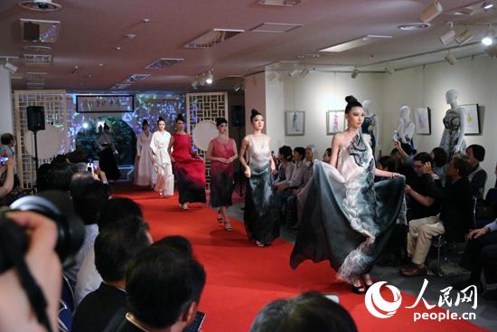 中日服裝秀(許永新 攝)