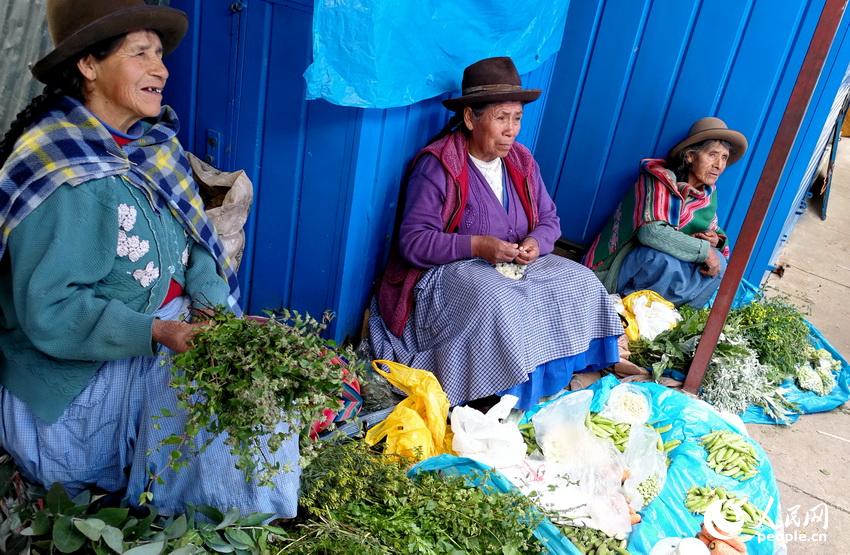 ⲻλڽ߅Rr[u3λ     z 