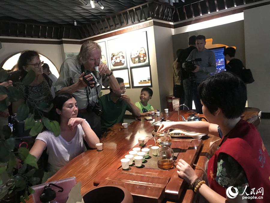 ƷɿڣһƷ(x)u(png)Цж֮gľx