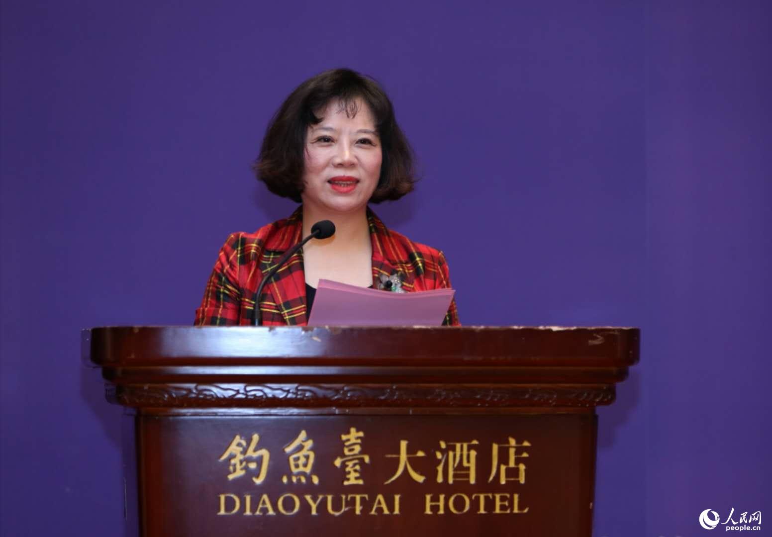 �����hί��ί���������L�������o