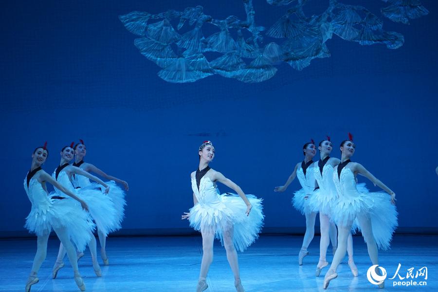 �D��������݆T���[�����������Q���w��컔z