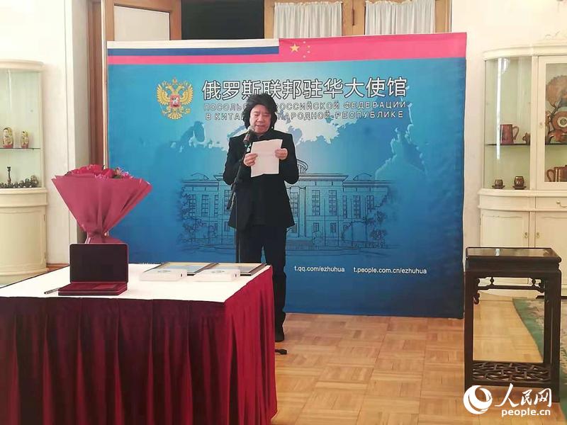 �Ͼ��x���o��