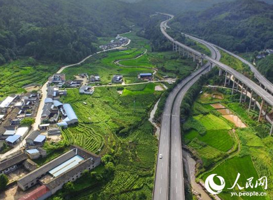 _+(chung)¡ Ϸz·ϱɽ̎ʺcv҇_ŵҪT͘м~2300ǰϷzI֮·ɽ^ЇƷ@һͨԴԴݔ;Ԕ顿