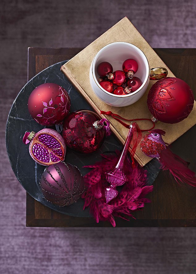 bDan Cooper͸¶SʥQbYƬ