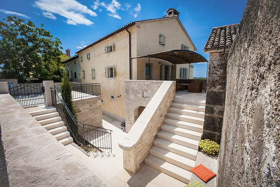 Hiza HistriaeƵxPorecȼلٵ؃Hк̵ܶ܇