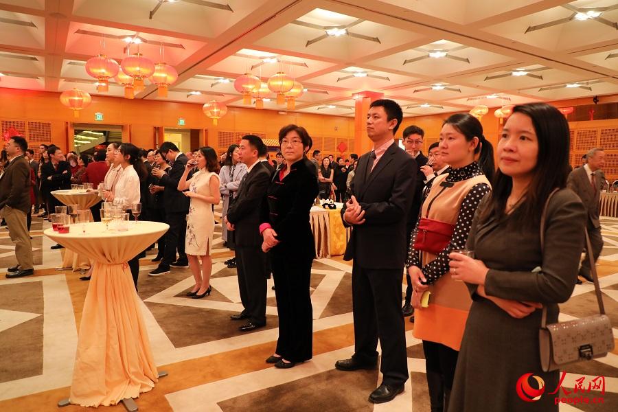 SW(xu)YI(y)TȔ(sh)˅д(hu) (mng)z