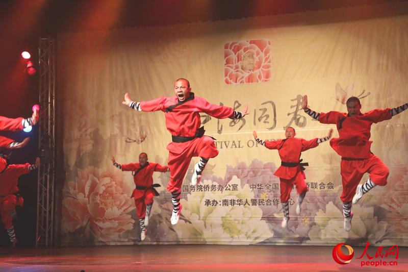 ĺͬݳM(jn)ϷǼs(ni)˹ɽɮF(tun)g(sh)