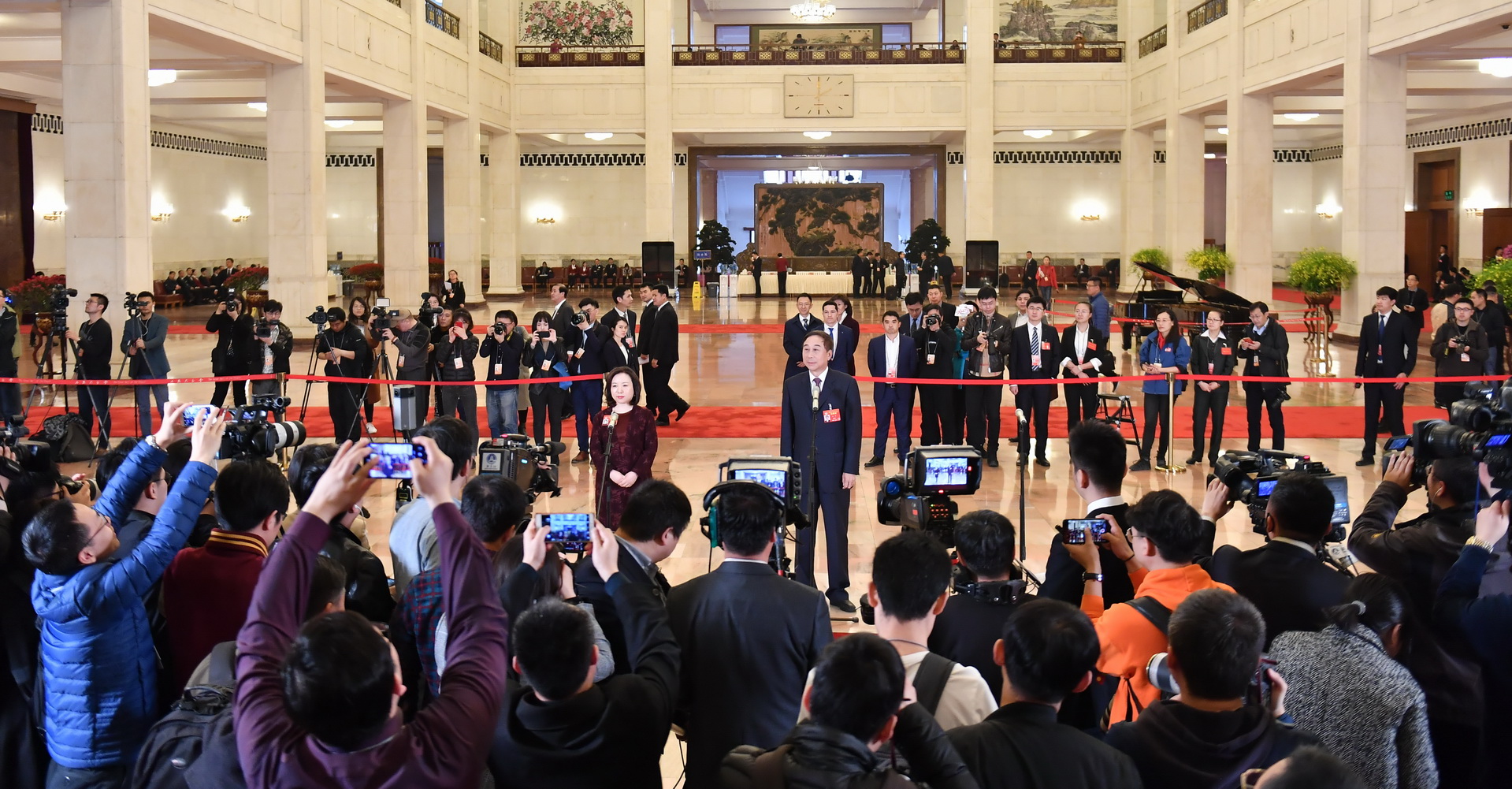 ȫf(xi)ʮöΕ(hu)hڶίTͨ_                    392c(din)ȫf(xi)ʮöΕ(hu)hڶίTͨ(hu)һd(c)eУ9λȫf(xi)ίTӛ߲L