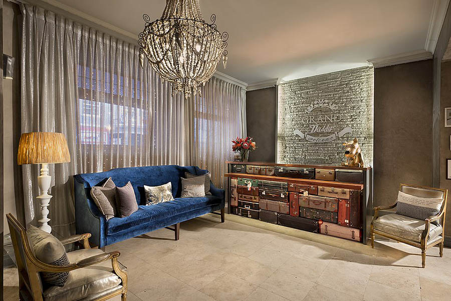 Grand DaddyƷƵĴO(sh)b}ǰ_(ti)