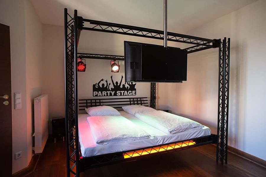 ڵOstbevernBeverlandȼٴ}g