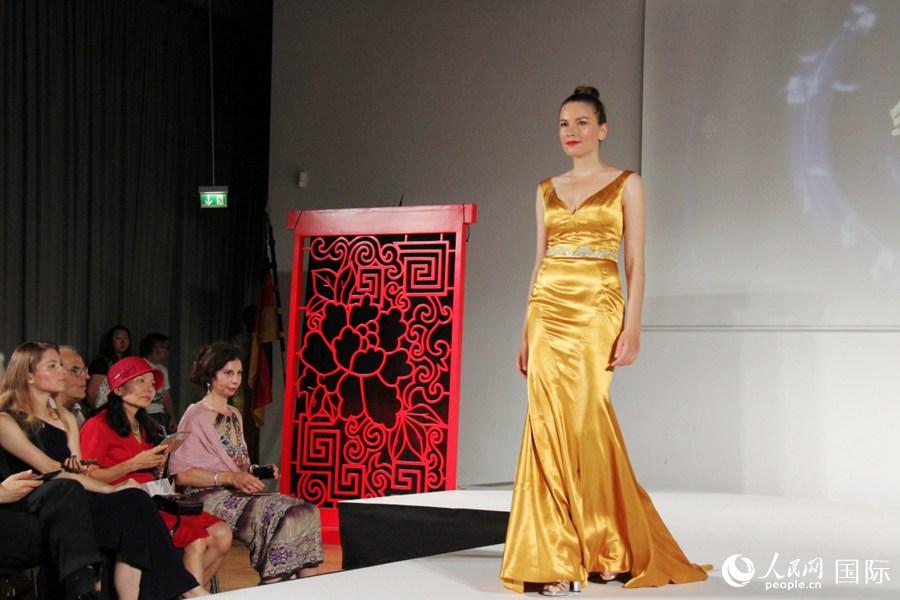 z·ӳЇrbˇg(sh)Ʒչڰ_Ļ4