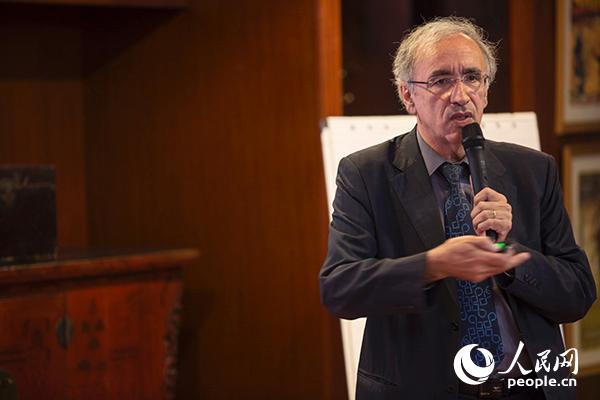 法國漢學(xué)家及漢語教學(xué)專家白樂桑(作者供圖)