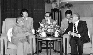 Їǰv{ױȁʹ   Ҟ鹲͇ӛ Їv{ױȁʹЇv~sI(lng)^˹DI(lng)^I(lng)⽻n^^L⽻42꣬HvTҪ»(dng)SܶLԽrSСƽLҊCLAɿy(tng)LAK߅ՄСՄеЇ⽻شvʷ¼Ԕ顿