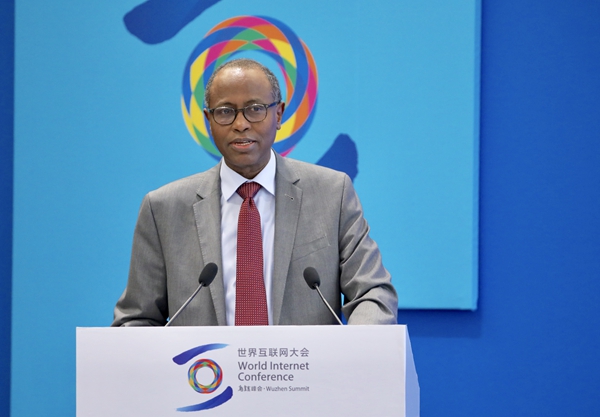 聯(lián)合國兒基會奧馬爾·阿卜迪:確保將兒童網(wǎng)絡安全置于核心位置