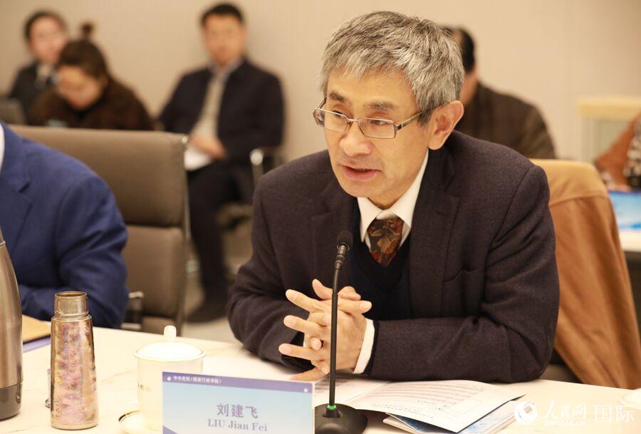 hУH(zhn)оԺԺLоT w Z z