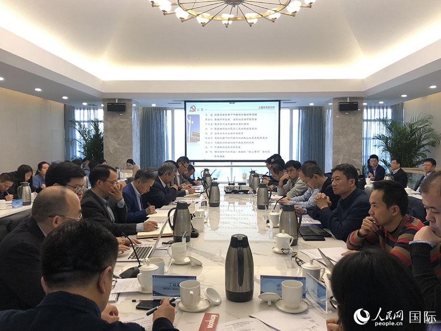 ߌЇ(gu)(gu)H(wn)}оW(xu)50ՓF(xin)(chng) Z z