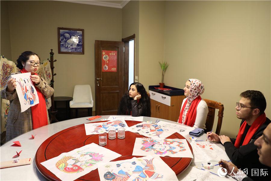 ����(ji��)�����Ļ��w�(y��n)���(d��ng)�ڰ����e�k��4��