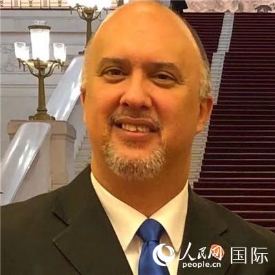 古巴駐華大使卡洛斯·米格爾·佩雷拉(照片由受訪者提供)