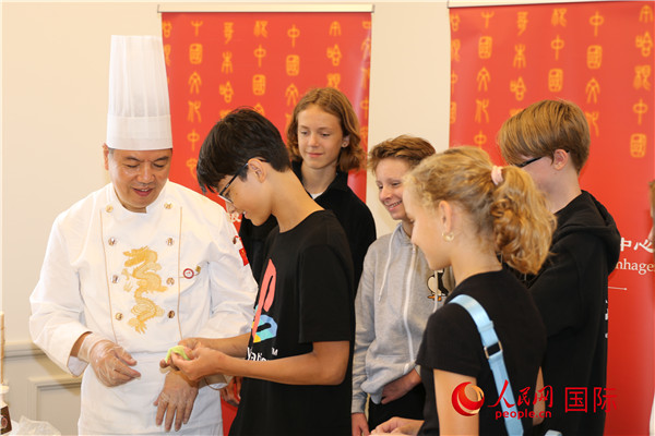 哥本哈根文化中心中秋活動(dòng)現(xiàn)場