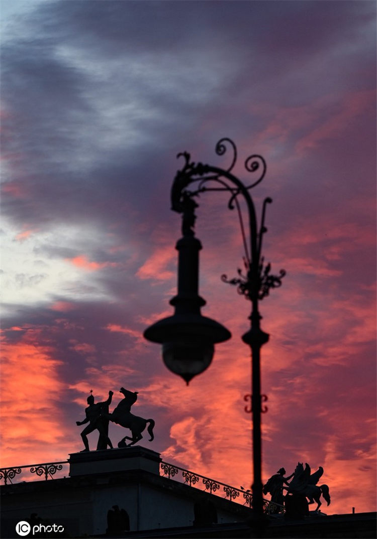 ICPhoto(qun)ƷՈD(zhun)d