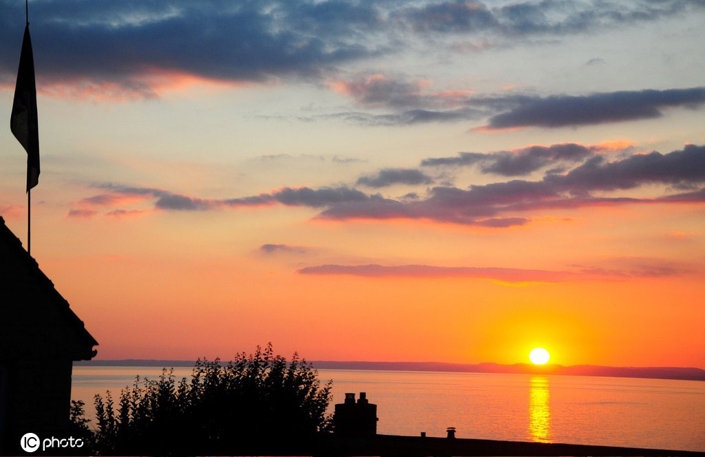 ICPhoto(qun)ƷՈ(qng)D(zhun)d