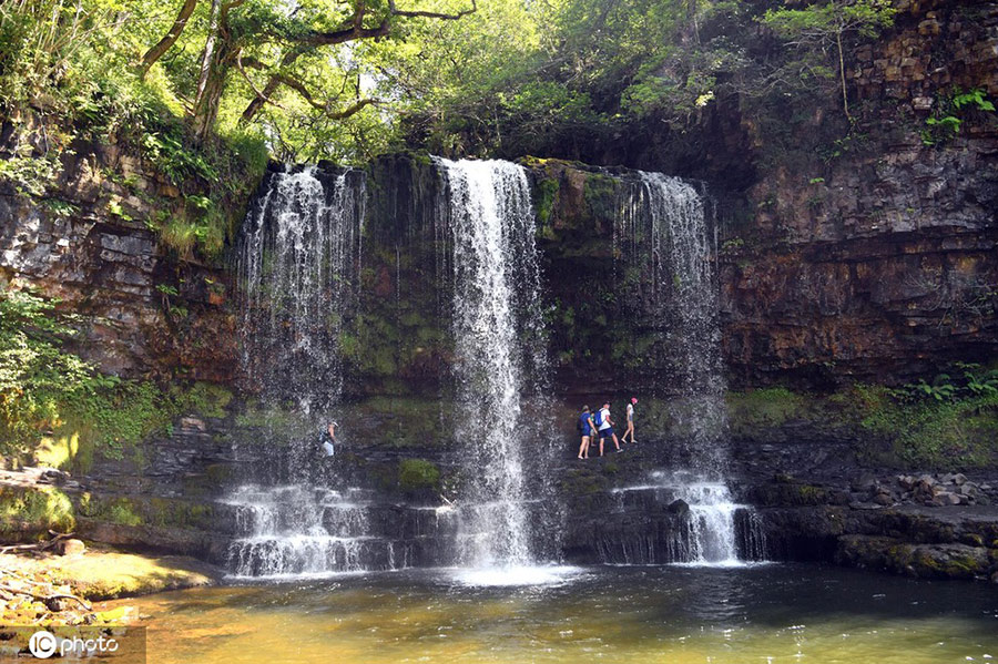 ICPhoto(qun)ƷՈD(zhun)d