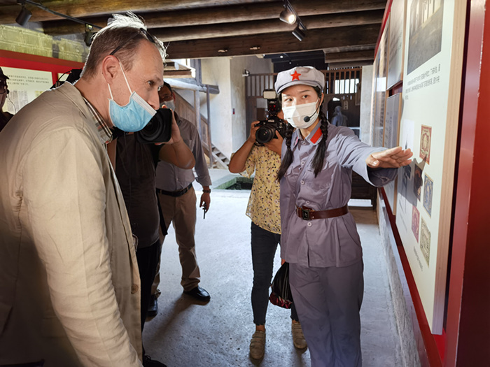 ~ƺfַȺ_˹vAʹ^ʹ㕅ٝ􂥴ķJ v^չ[W(wng)ӛ z