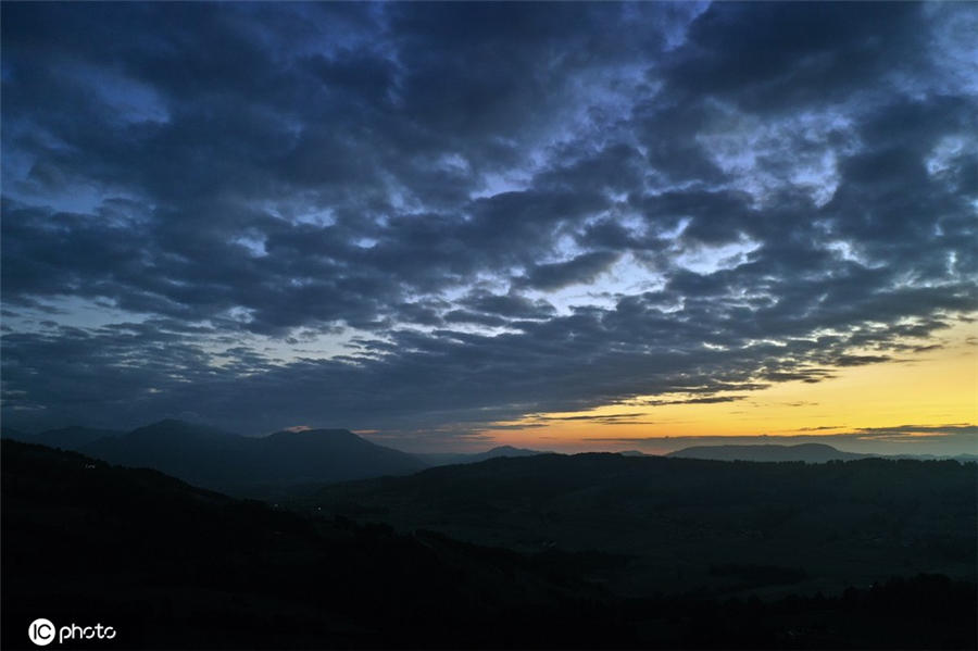 ICPhoto(qun)ƷՈD(zhun)d