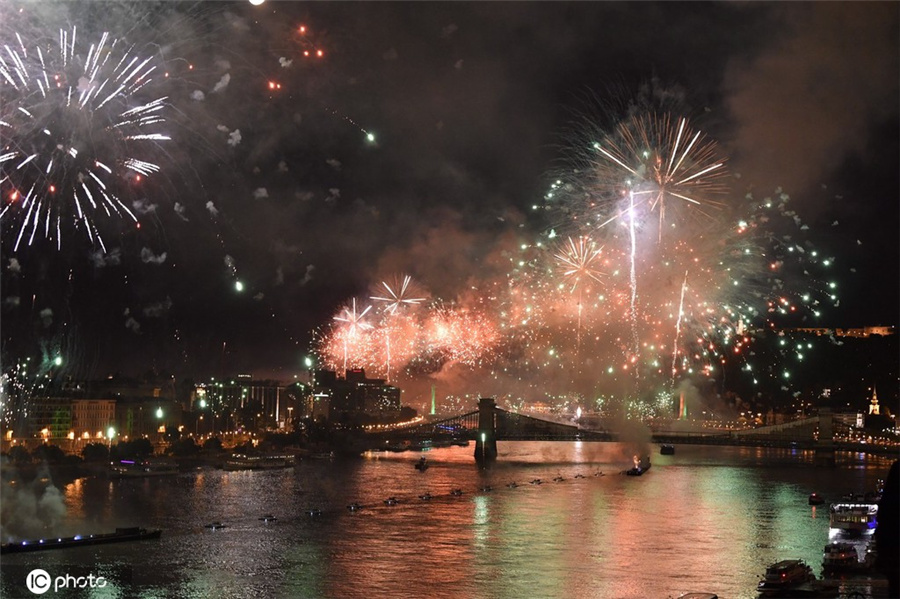 Icphoto(qun)ƷՈD(zhun)d