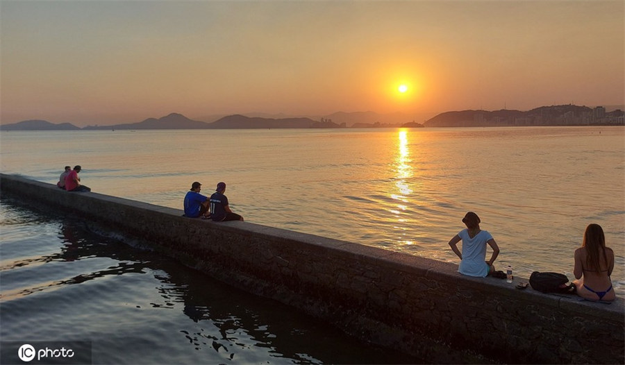 ICphoto(qun)ƷՈD(zhun)d