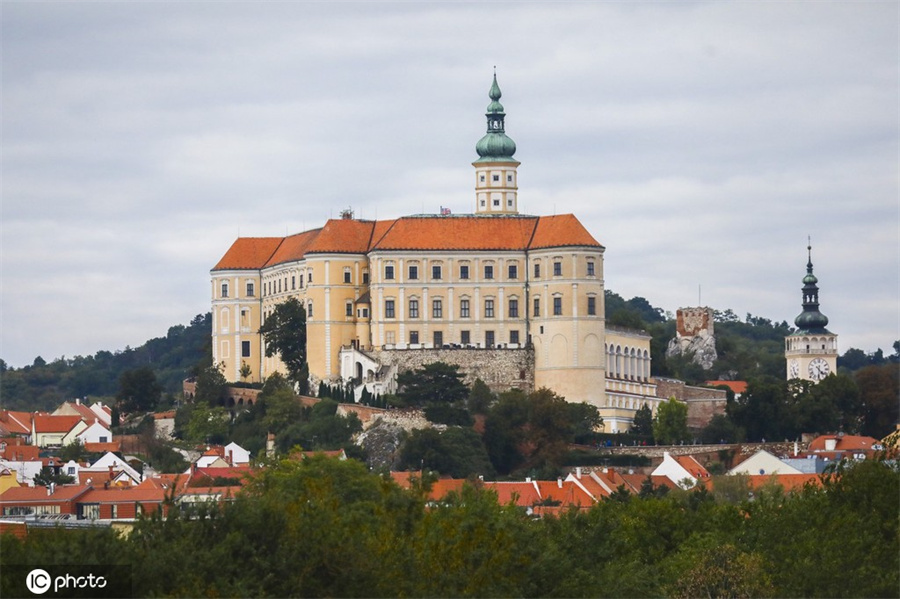 ICphoto(qun)ƷՈD(zhun)d