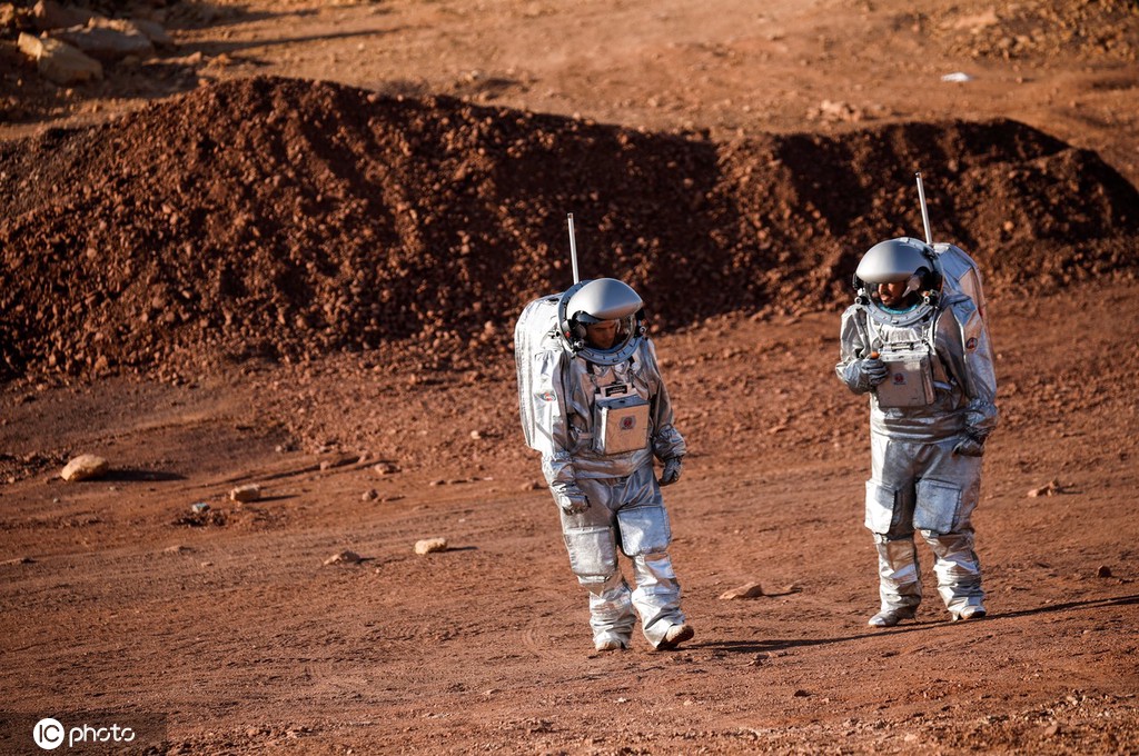 ICPhoto(qun)ƷՈD(zhun)d