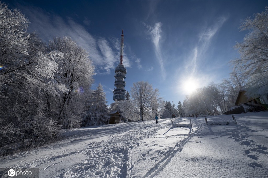 |IC(qun)ƷՈ(qng)D(zhun)d