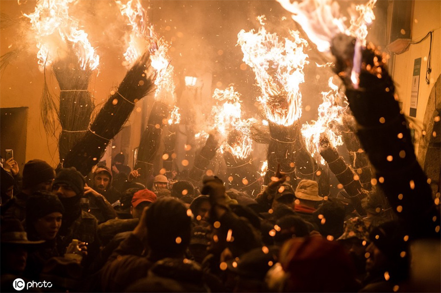 |IC(qun)ƷՈ(qng)D(zhun)d