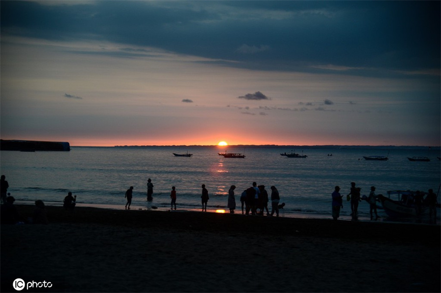 ICphoto(qun)ƷՈ(qng)D(zhun)d