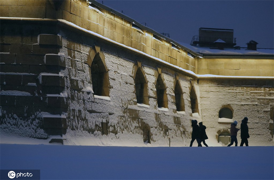 ICphoto(qun)ƷՈD(zhun)d