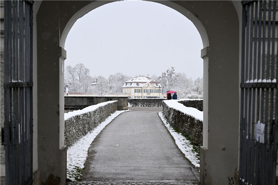 ICPhoto(qun)ƷՈD(zhun)d