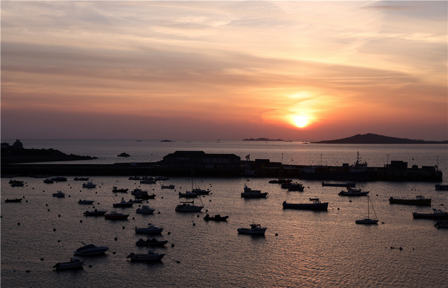 IC Photo(qun)ƷՈ(qng)D(zhun)d