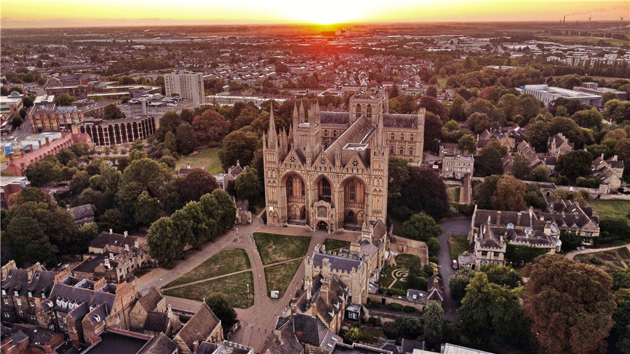 IC Photo(qun)ƷՈD(zhun)d