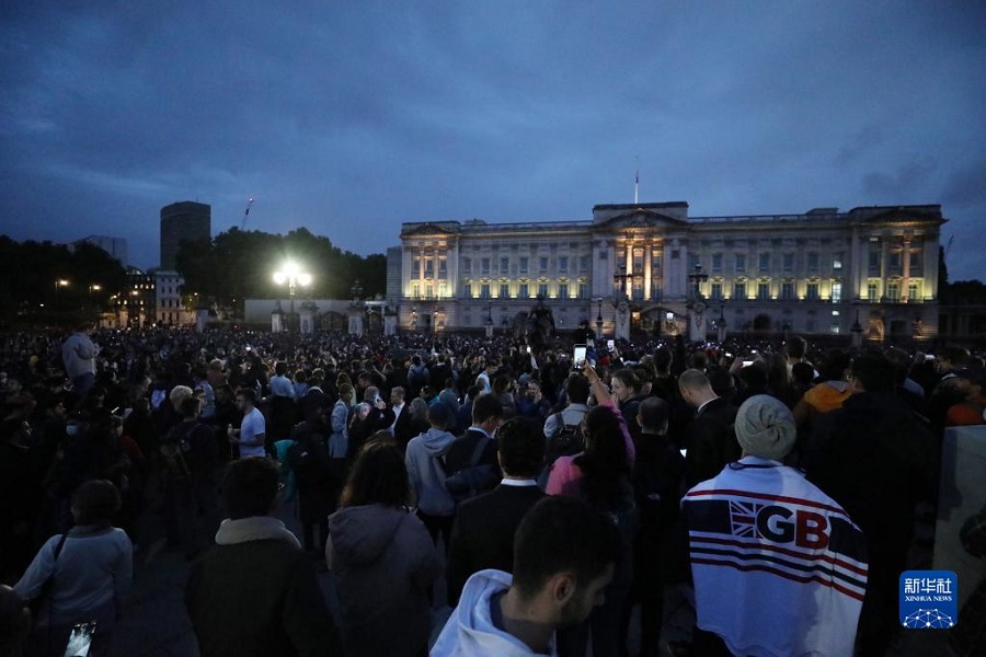 98գ񱊾ۼӢصİ׽hmAӛfz