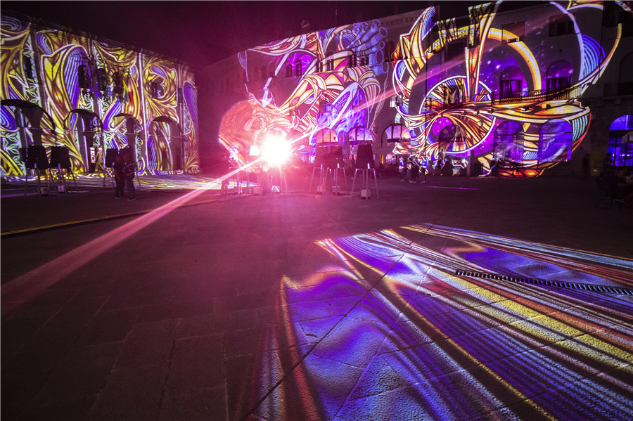 ICPhoto(qun)ƷՈD(zhun)d