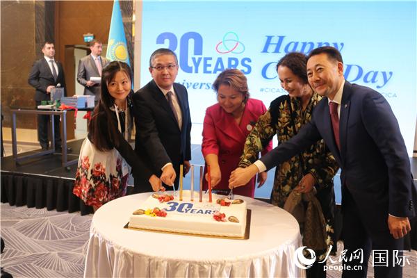 c(hu)eͬcףŕ(hu)h30W(wng)ӛ ܺz