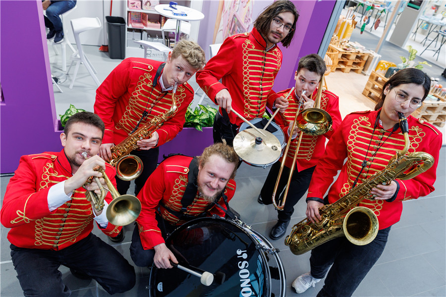 IC Photo(qun)ƷՈD(zhun)d