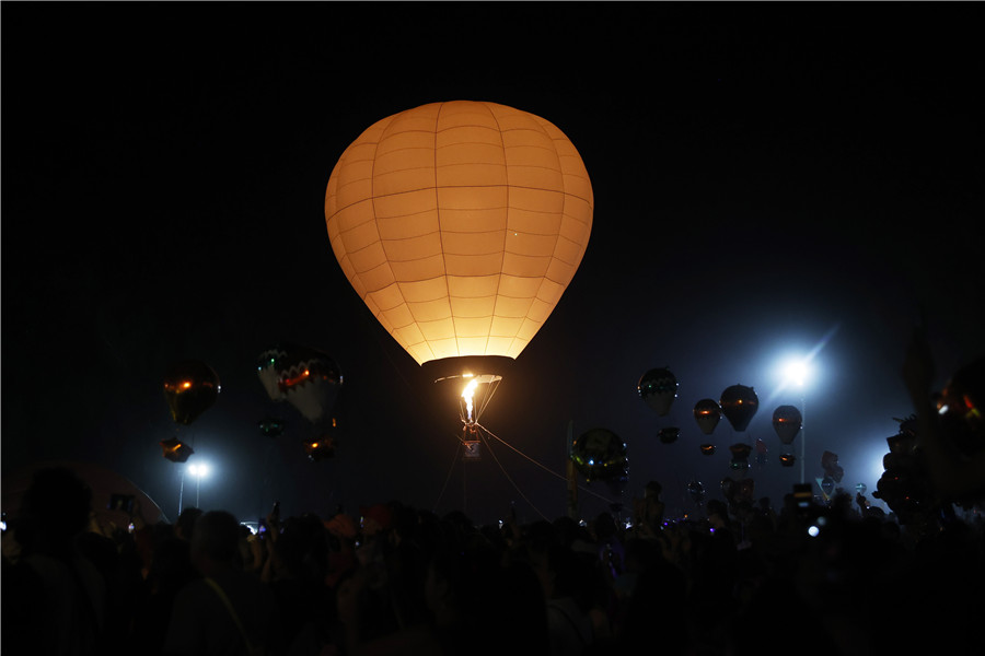 IC Photo(qun)ƷՈ(qng)D(zhun)d