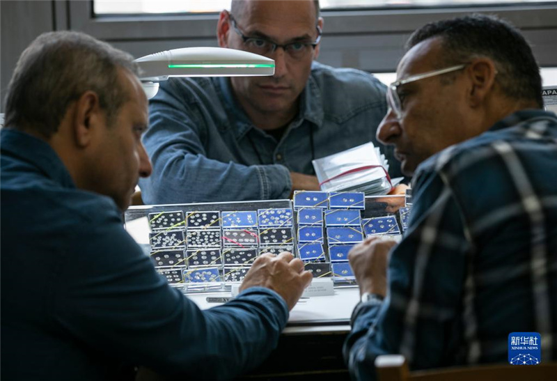 329IɫRظʵ@ʯչF(xin)