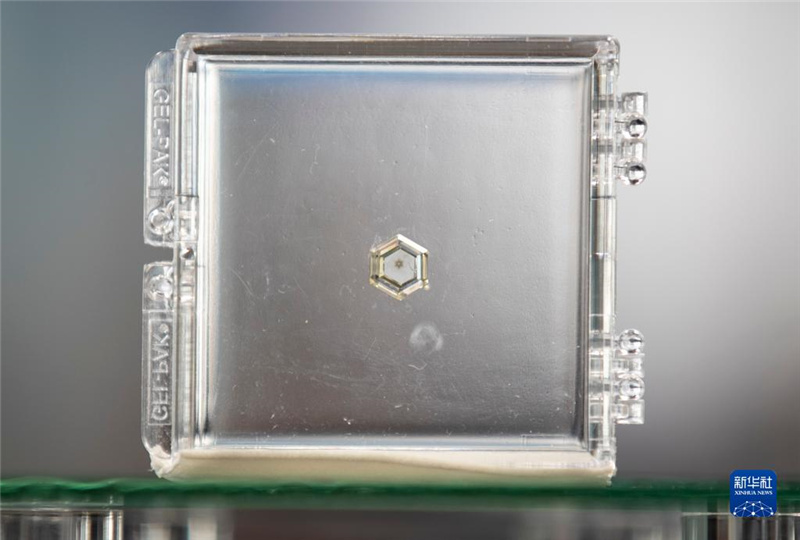 @329ɫЇH@ʯչĔzһw@ʯ