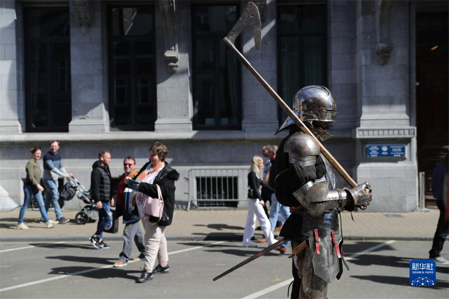 415һ׵݆TڱrĽЂy(tng)ջMr¡^(q)׸Ľek25Ây(tng)ջּͱoy(tng)Ļbֹˇչʾ꠱ݵȸɫĻ˴Aӛ  z