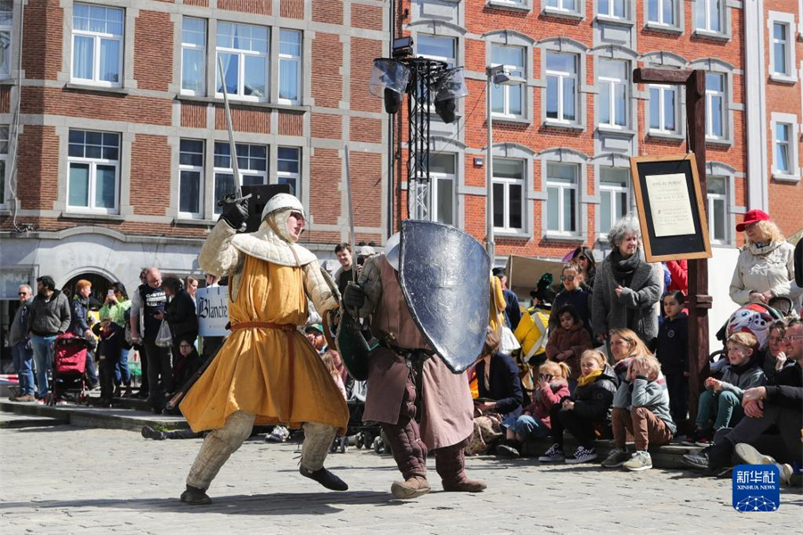 415b݆TڱrĽЂy(tng)ջϱ(dng)r¡^(q)׸Ľek25Ây(tng)ջּͱo(h)y(tng)Ļbֹˇչʾ꠱ݵȸɫĻ˴Aӛ  z