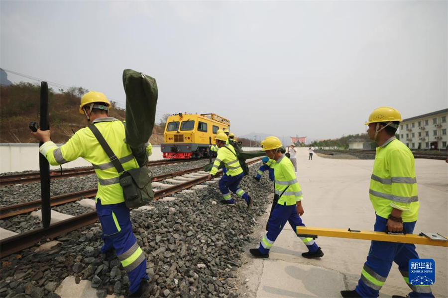 417գSĵĹϓ묘վM(jn)н|W(wng)SޱB(yng)ݾSЇF·ּF(tun)˾նA(ch)O(sh)ʩΰ܇g(j)F·cF·޹˾ӆF·̶O(sh)Sܺͬؓ(f)؟(z)ϓ뾳(ni)ĥf϶ι(w)늡̖(ho)ȹ̶O(sh)B(yng)o(h)S޼Aӛ ϏV z